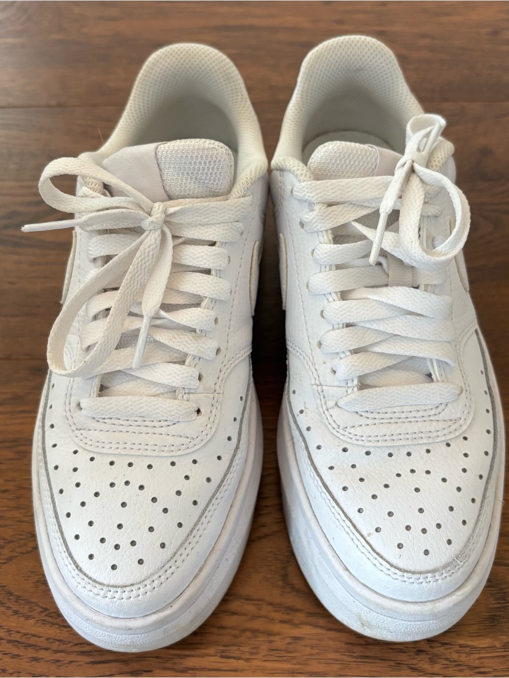 Nike White Women's Low-Top Sneakers